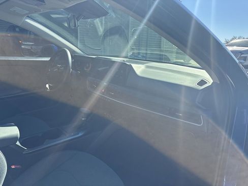 Used 2025 Kia K4 LXS image 15