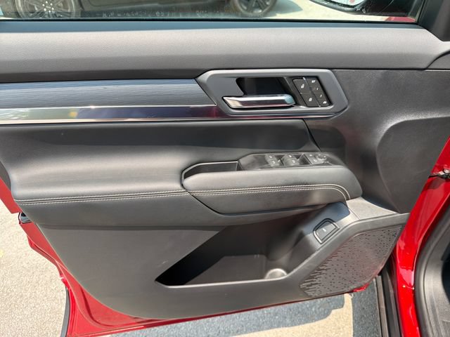 New 2027 GMC Terrain Elevation w/ Elevation Premium Package FWD image 15