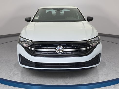 Certified 2024 Volkswagen Jetta Sport FWD image 2