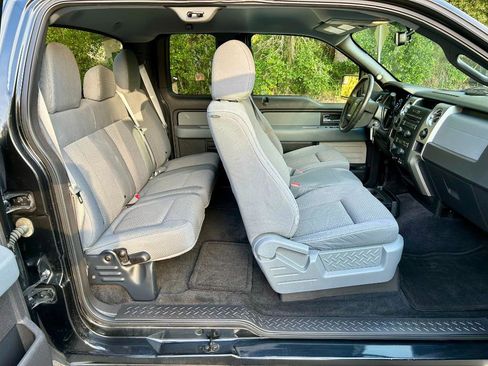 Used 2012 Ford F150 XLT w/ XLT Chrome Pkg image 8