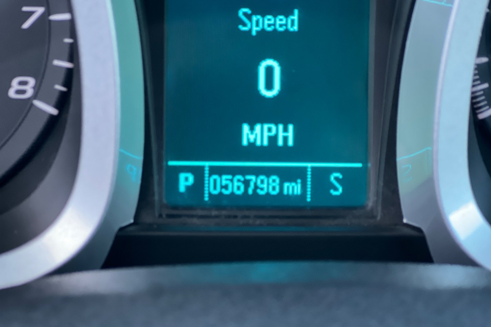 Used 2017 Chevrolet Equinox Premier w/ Enhanced Convenience Package AWD/4WD image 21