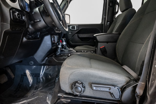 Used 2024 Jeep Wrangler Unlimited Sport AWD/4WD image 11