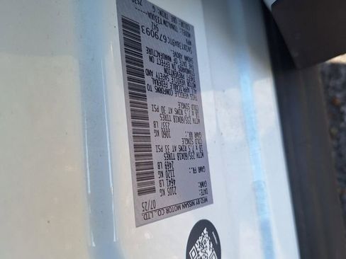 Used 2026 Nissan Rogue SV image 32