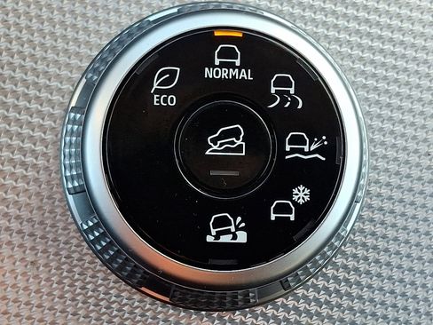 Used 2023 Mitsubishi Outlander SEL 40th Anniversary image 25