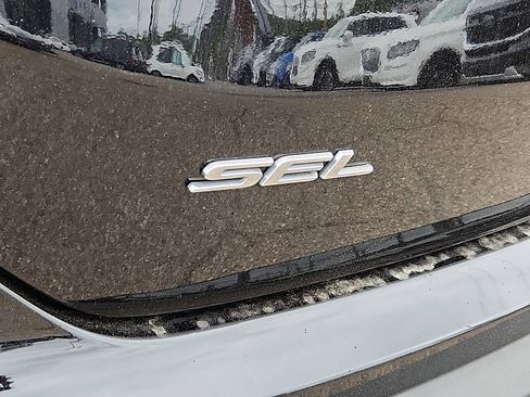 Used 2024 Ford Edge SEL w/ Convenience Package AWD/4WD image 29