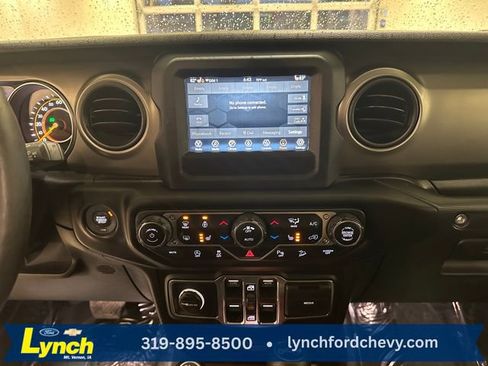 Used 2019 Jeep Wrangler Unlimited Sport S AWD/4WD image 11
