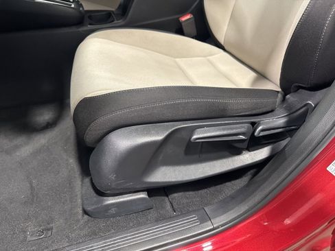 Used 2023 Honda CR-V LX image 30