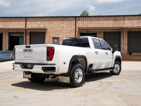 Used 2024 GMC Sierra 3500 Denali w/ Denali Reserve Package AWD/4WD image 2