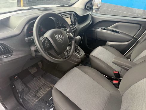 Used 2022 RAM ProMaster City Wagon image 9