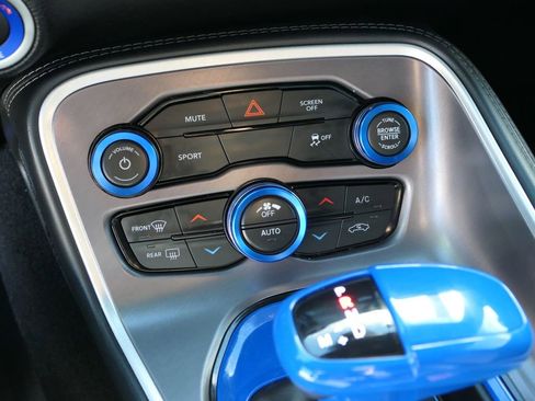 Used 2022 Dodge Challenger SXT w/ Blacktop Package image 19