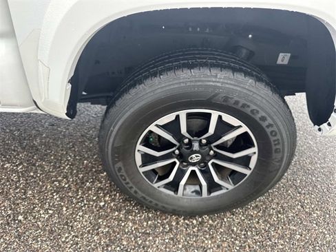 Used 2023 Toyota Tacoma TRD Sport image 11