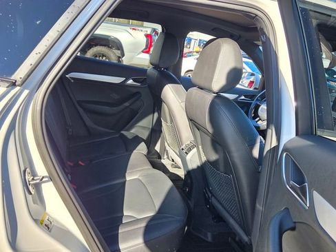 Used 2018 Audi Q3 2.0T Premium image 14