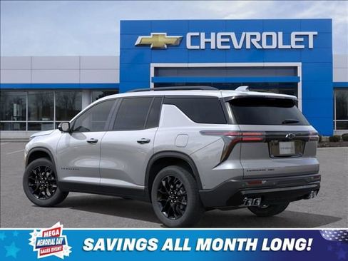 New 2026 Chevrolet Traverse LT w/ Midnight/Sport Edition AWD/4WD image 3