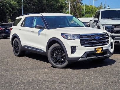 New 2025 Ford Explorer Active w/ Active Comfort Package