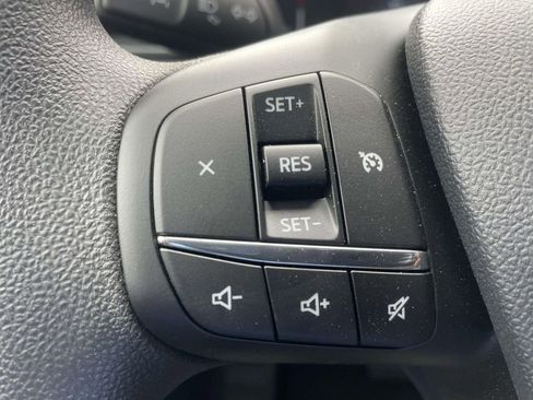 New 2025 Ford Maverick XL image 12