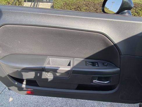 Used 2013 Dodge Challenger R/T image 12