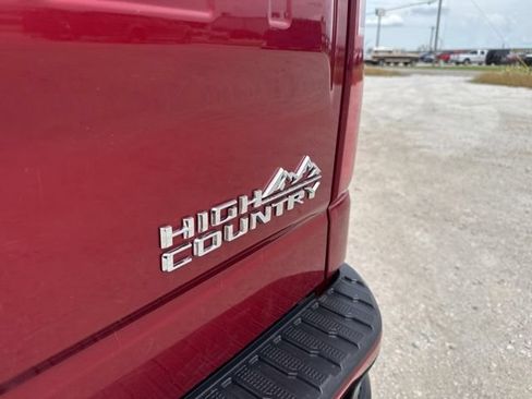 Used 2022 Chevrolet Silverado 1500 High Country AWD/4WD image 14