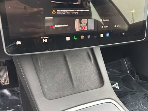 Used 2023 Tesla Model 3 Standard Range image 31