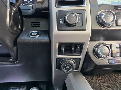 Used 2021 Ford F350 Lariat image 16