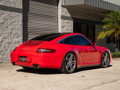 Used 2007 Porsche 911 Targa 4 AWD/4WD image 7