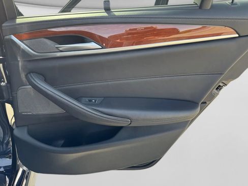 Used 2021 BMW M5 w/ Executive Package image 31