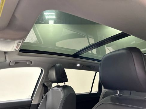 Used 2018 Volkswagen Tiguan S FWD image 26
