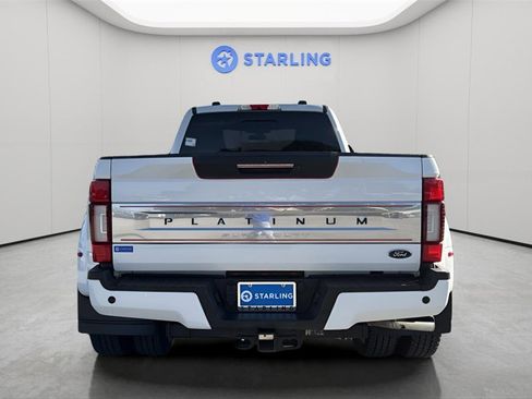 Used 2022 Ford F350 Platinum image 7