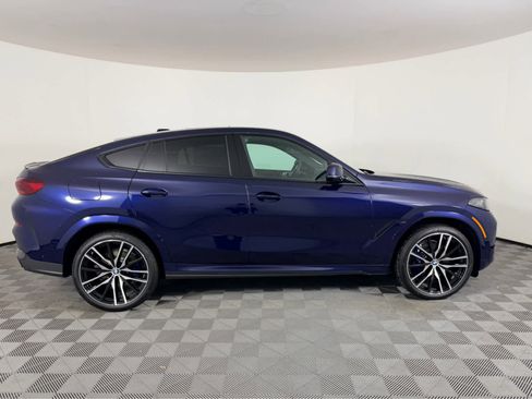 New 2026 BMW X6 xDrive40i image 2