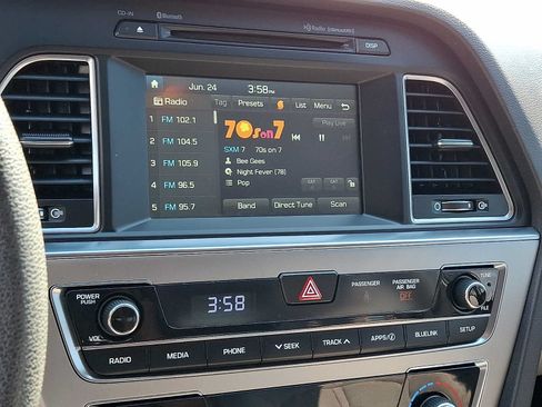 Used 2016 Hyundai Sonata Sport FWD image 16