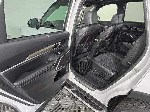 Used 2025 Kia Telluride SX Prestige X-Line image 24