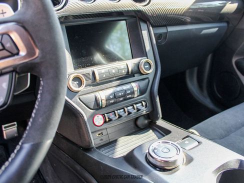 Used 2022 Ford Mustang Shelby GT500 w/ Carbon Fiber Track Pack image 25