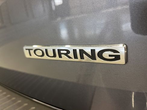 Used 2025 Honda Odyssey Touring image 44