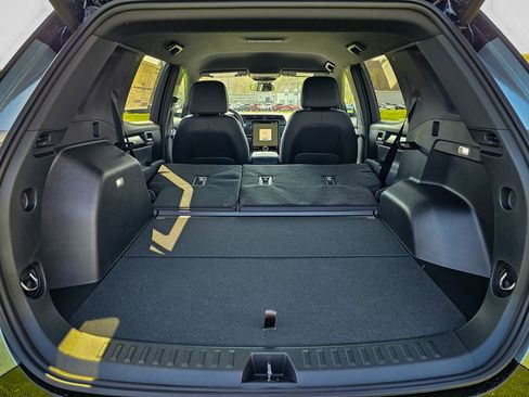 New 2026 GMC Terrain AT4 AWD/4WD image 35