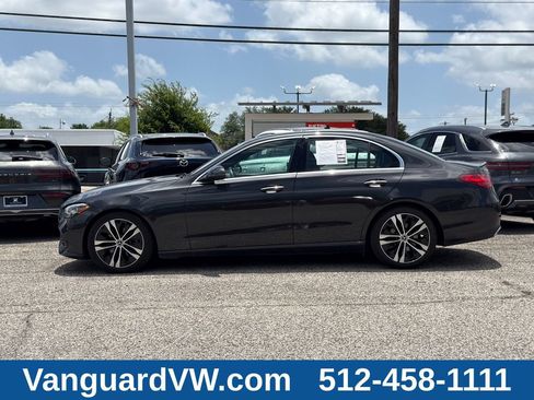 Used 2022 Mercedes-Benz C 300 4MATIC Sedan w/ Digital Light Package image 4
