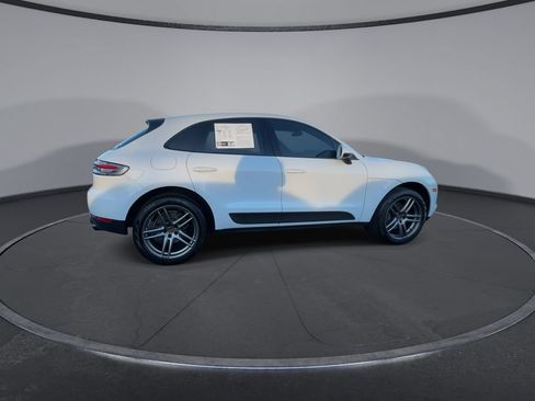 Used 2021 Porsche Macan S AWD/4WD image 8