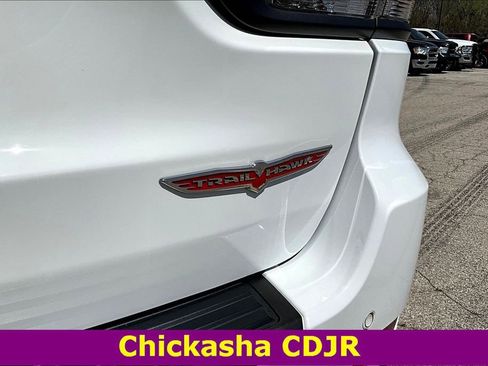 Used 2020 Jeep Grand Cherokee Trailhawk image 24