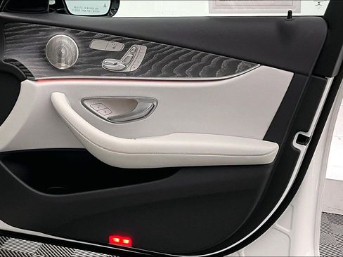 Certified 2022 Mercedes-Benz E 350 Sedan image 25