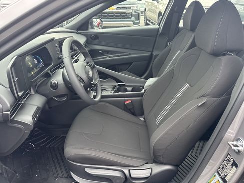 New 2026 Hyundai Elantra SEL Sport Premium image 15