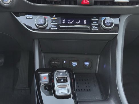 Certified 2023 Hyundai Sonata Limited w/ Cargo Package image 22