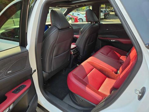 Used 2024 Lexus RX 500h F Sport w/ Convenience Package AWD/4WD image 15