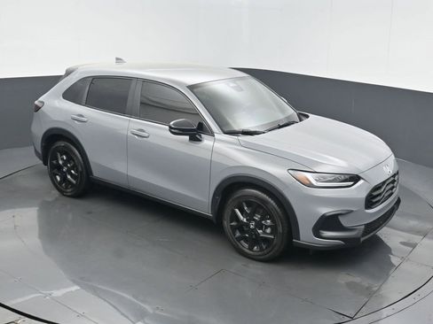 Certified 2025 Honda HR-V Sport image 27