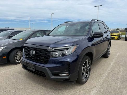 Used 2023 Honda Passport Elite image 3