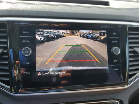 Certified 2023 Volkswagen Atlas SE w/ Panoramic Sunroof Package image 24