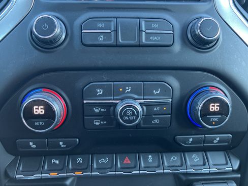 Used 2019 Chevrolet Silverado 1500 RST AWD/4WD image 21