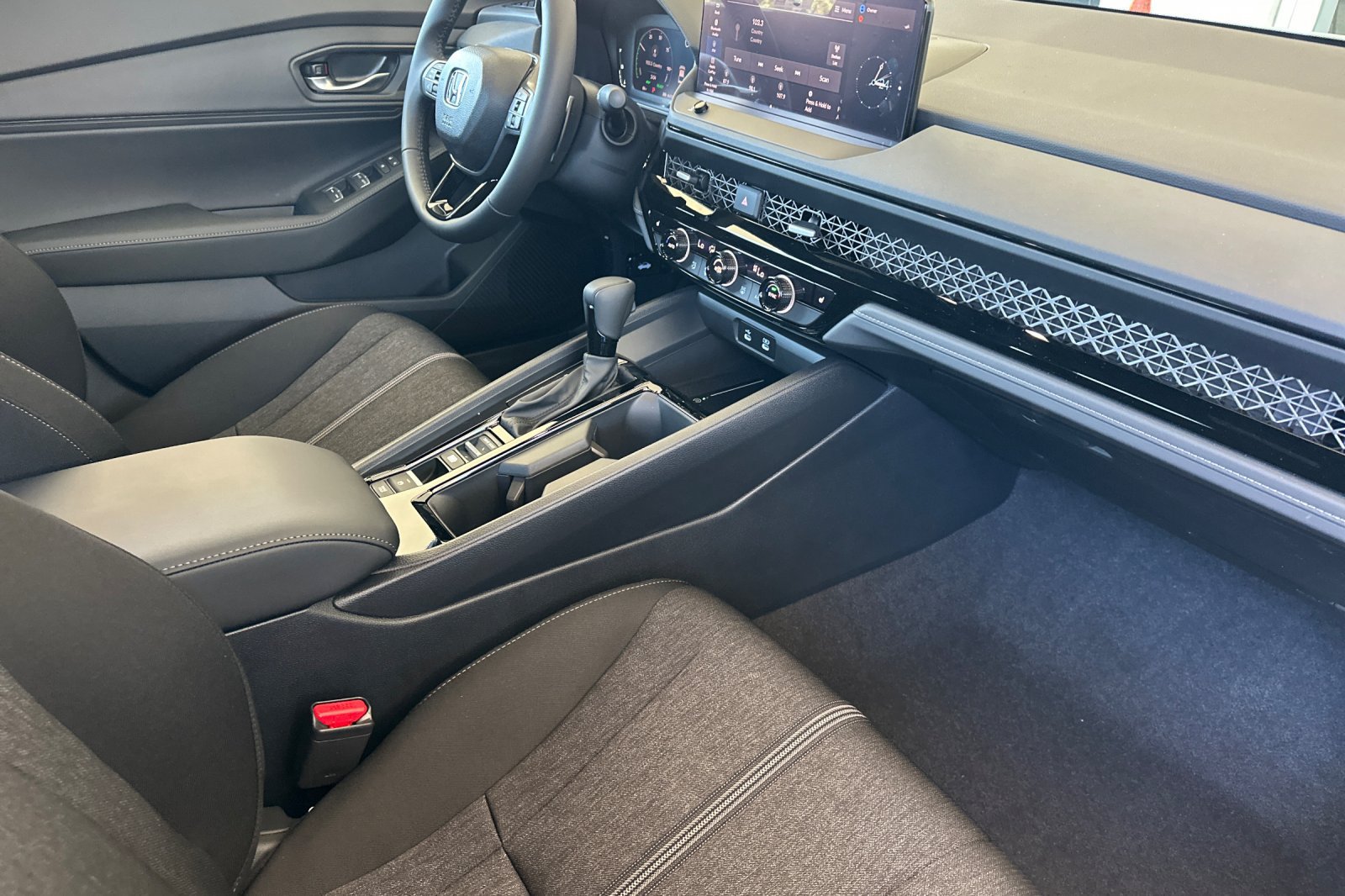 New 2026 Honda Accord Sport image 17