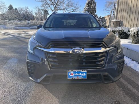 Used 2023 Subaru Ascent Premium w/ Convenience Package image 2