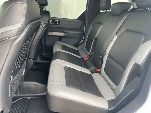 Used 2023 Ford Bronco Black Diamond AWD/4WD image 22
