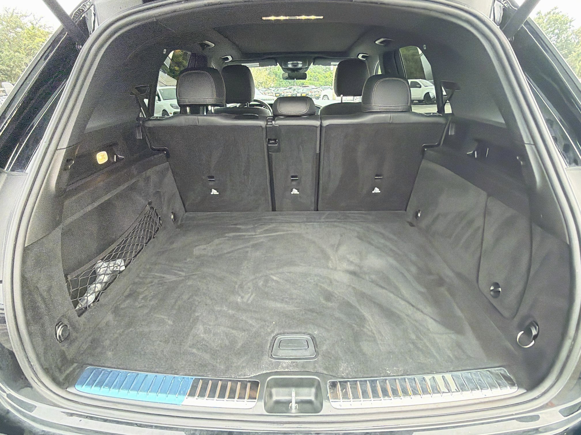 Used 2025 Mercedes-Benz GLE 350 4MATIC w/ Driver Assistance Package image 12
