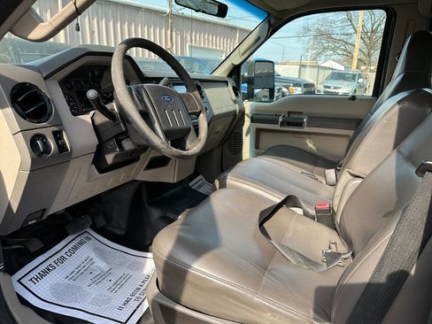 Used 2009 Ford F250 XL image 10