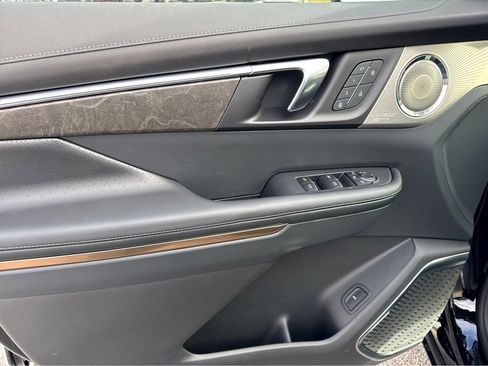 New 2026 Buick Enclave Avenir w/ Super Cruise Package image 10